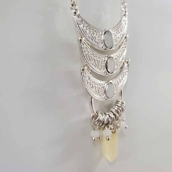 New Spirit Opalesque Triple Moon Crystal Necklace. - Picture 6 of 10